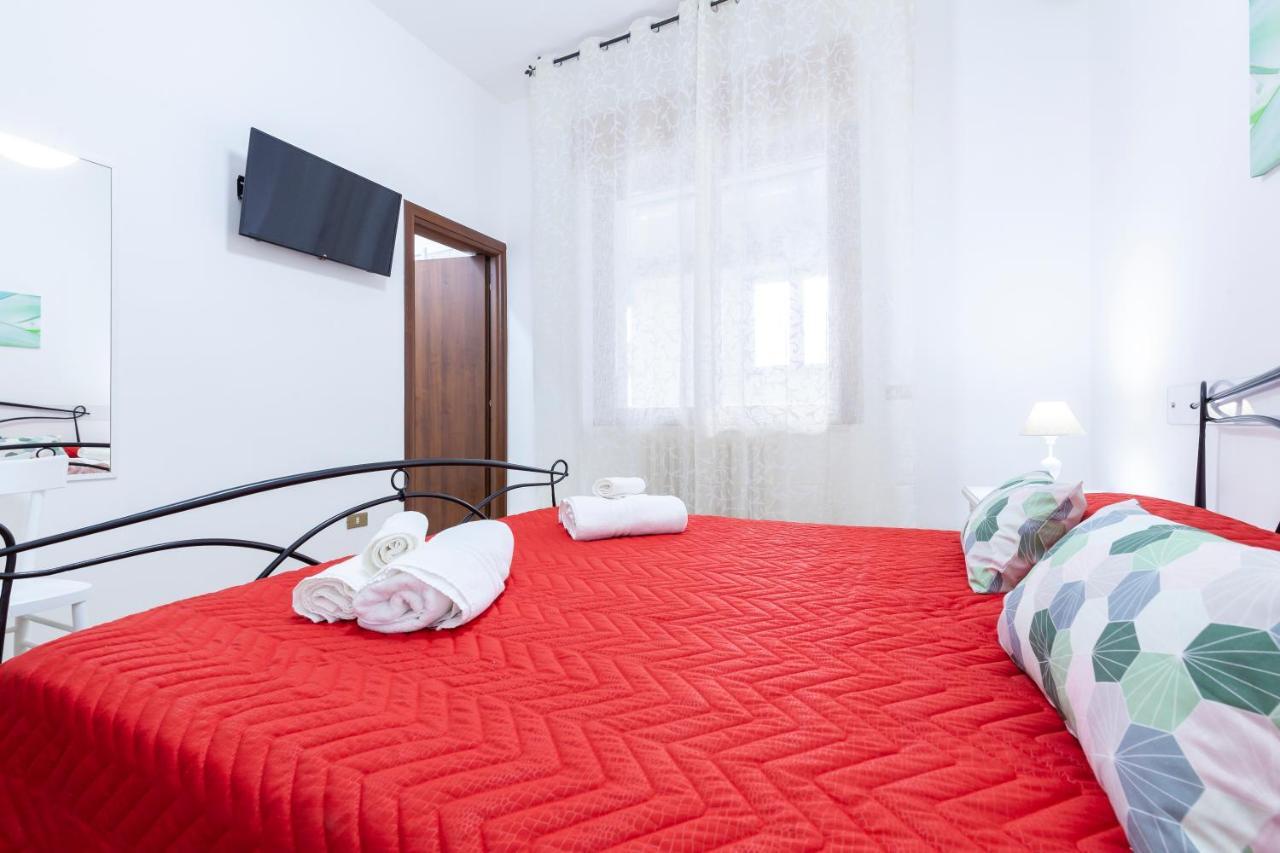 Lupomonaco Rooms เวเญ ภายนอก รูปภาพ