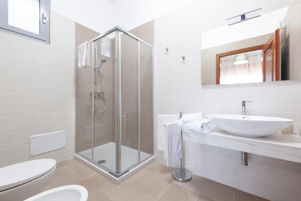 Lupomonaco Rooms เวเญ ภายนอก รูปภาพ